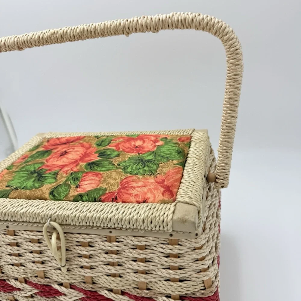 Vintage Singer Sewing Box Wicker Basket Floral Tapestry Lid Satin Lined No Tray